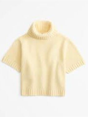 Abercrombie & Fitch Turtleneck
Sweater Tee , sz : large